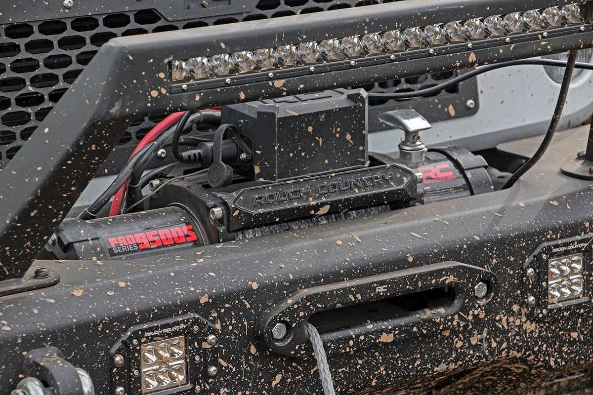 Photo of Rough Country Synthetic Rope 9500 LB Pro Series Winch by Rough Country - Premium for UTVs / Side by Sides