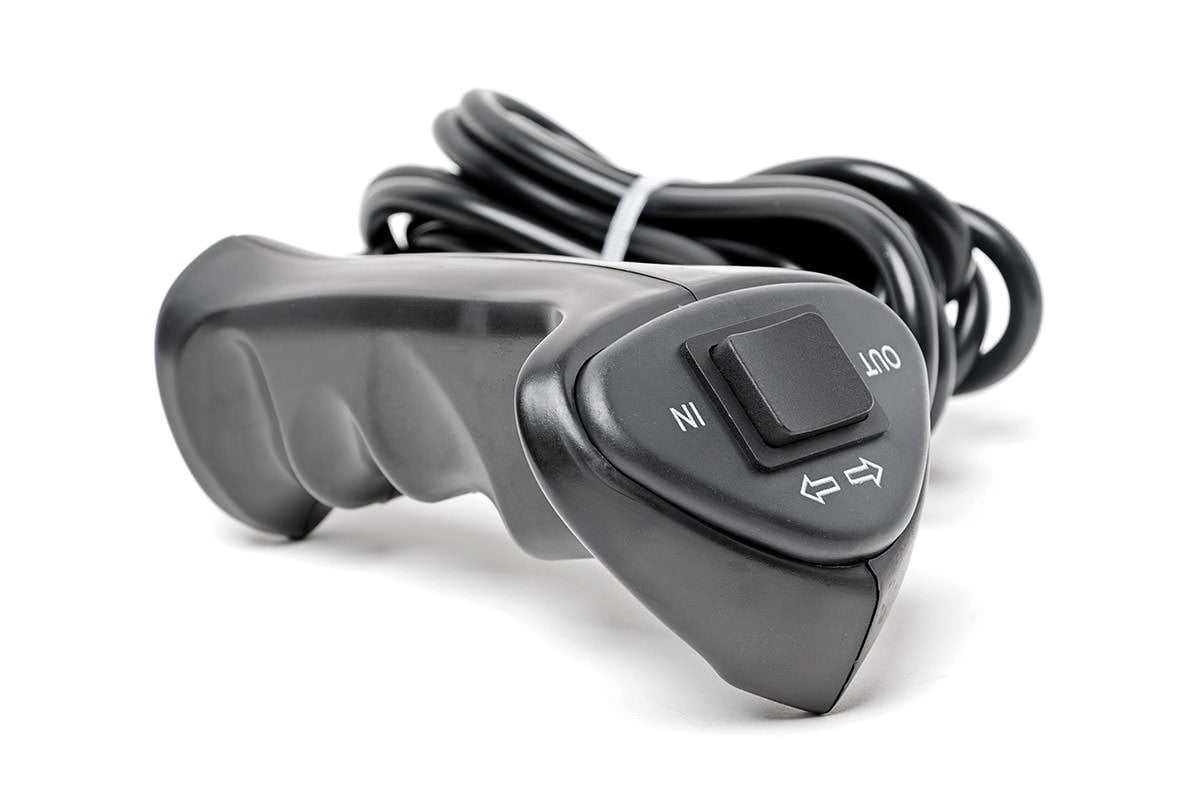 Photo of Rough Country Synthetic Rope 9500 LB Pro Series Winch by Rough Country - Premium for UTVs / Side by Sides