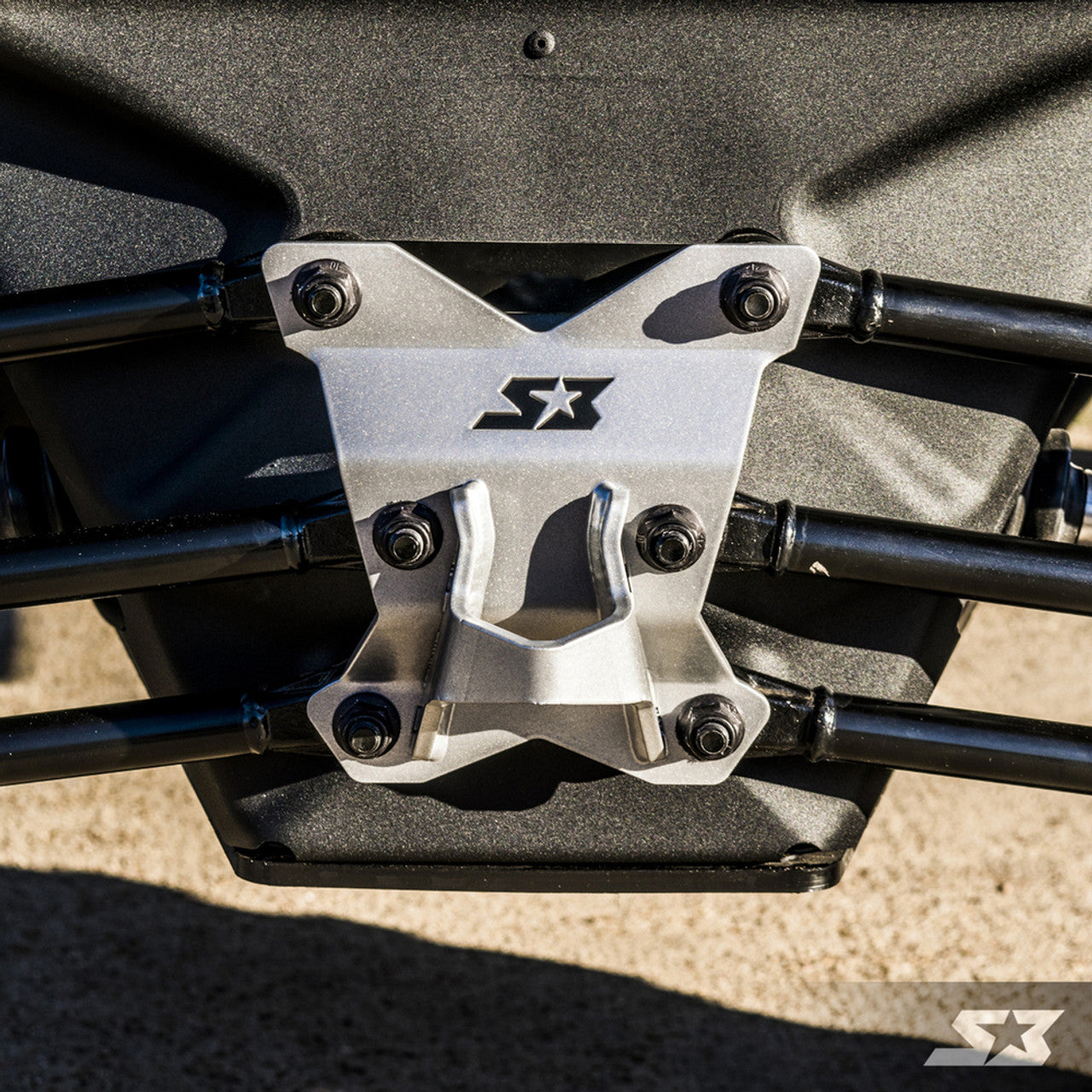 Can-Am Maverick X3 Pull Plate