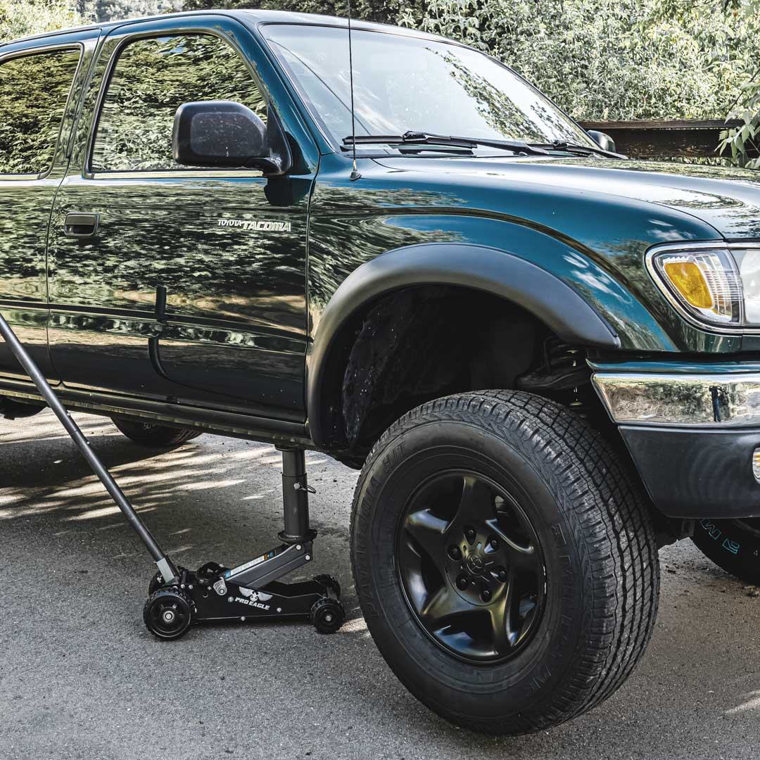 1.5 Ton Big Wheel Off Road Jack - Talon