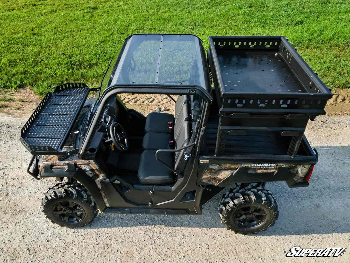 tracker-800sx-tinted-roof