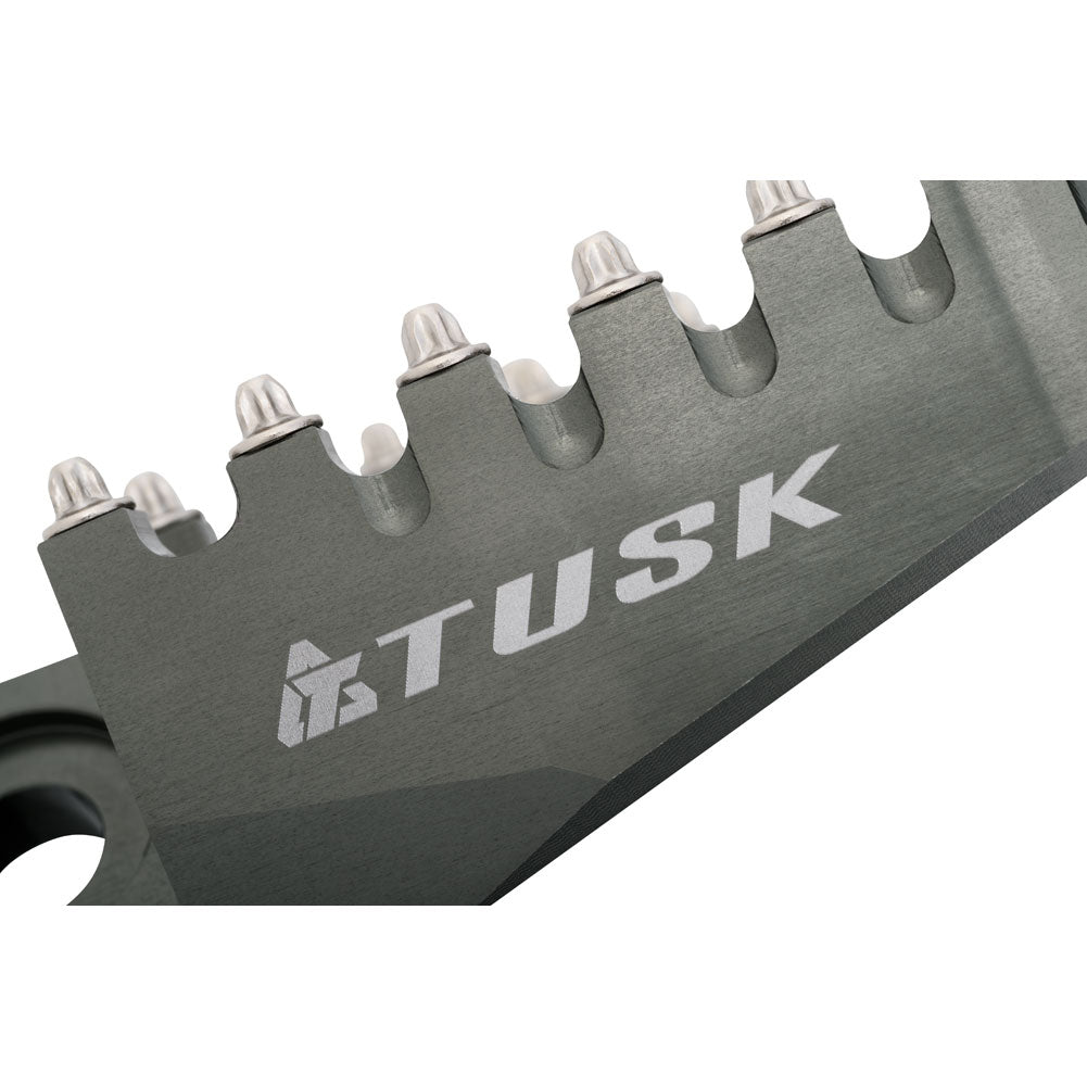 Tusk Billet Race Foot Pegs Suzuki DR-Z 400 2000–2024