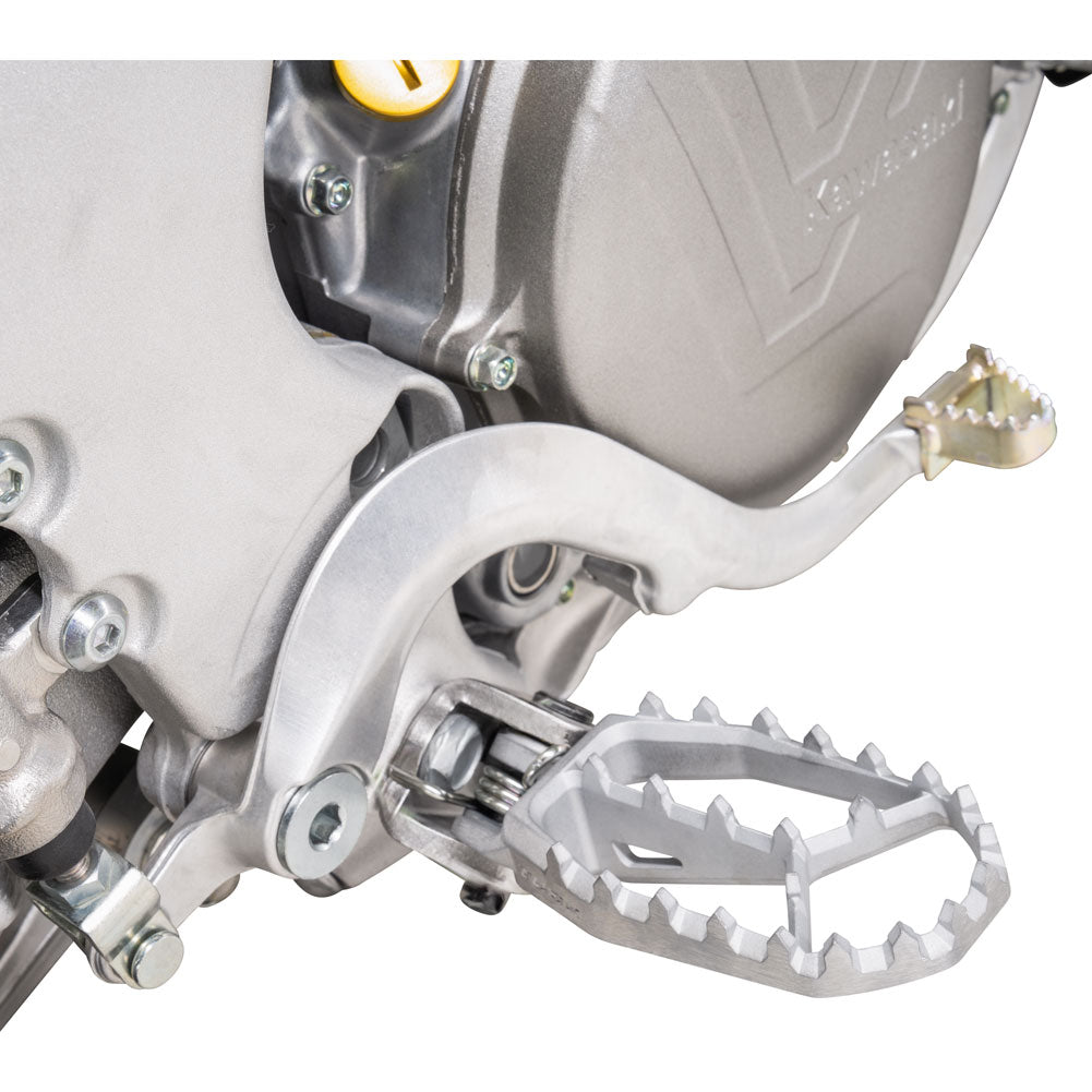 Tusk Blitz Titanium Moto Foot Pegs Jet Fuel Kawasaki KLX450R 2008–2009