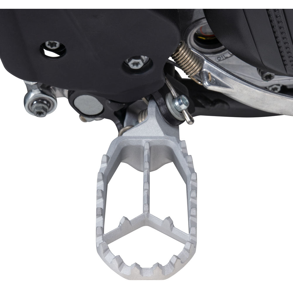 Tusk Blitz Titanium Moto Foot Pegs Jet Fuel Husqvarna FC 250 2022-2026