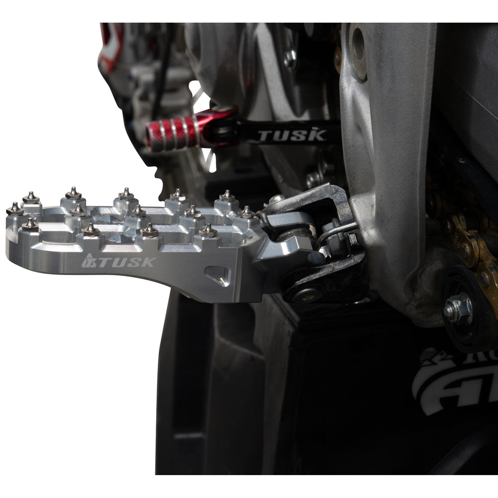 Tusk Strike Billet Moto Foot Pegs Honda Transalp XL750 2024–2025