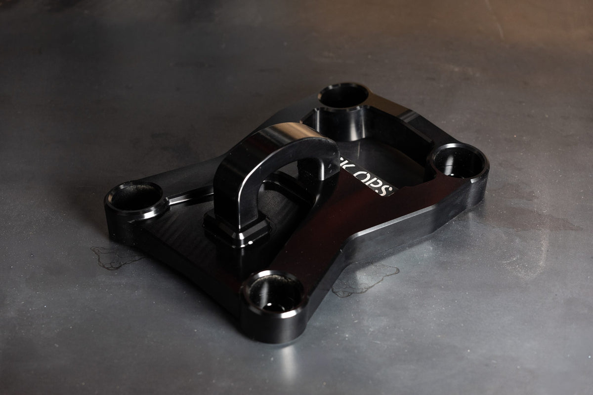 Polaris RZR Pro R / Turbo R Pull Plate - Billet 6061 Aluminum + D-Hook Included (Black or Raw)