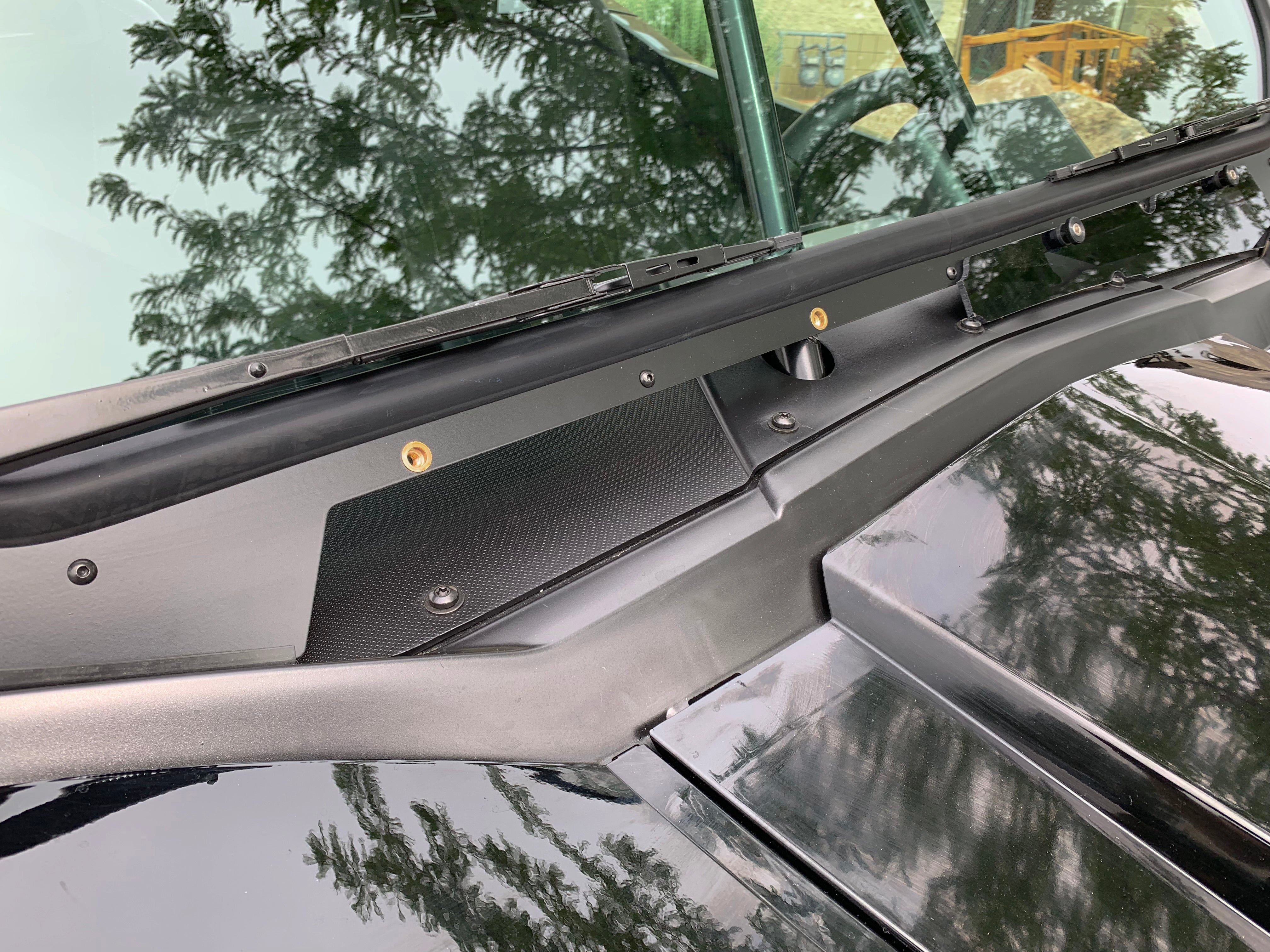 Photo of Wildcat XX Vented Glass Windshield with Wipers by UTVZILLA - Premium for UTVs / Side by Sides