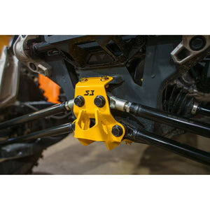 Can Am Maverick R Pull Plate